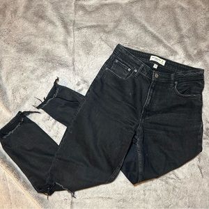 Abercrombie The Mom Jean Curve Love in Black with Ripped Knees Size 27L